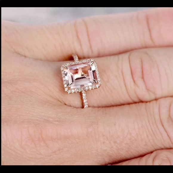 New Women’s Rose Gold Champagne Ring - Picture 4 of 5